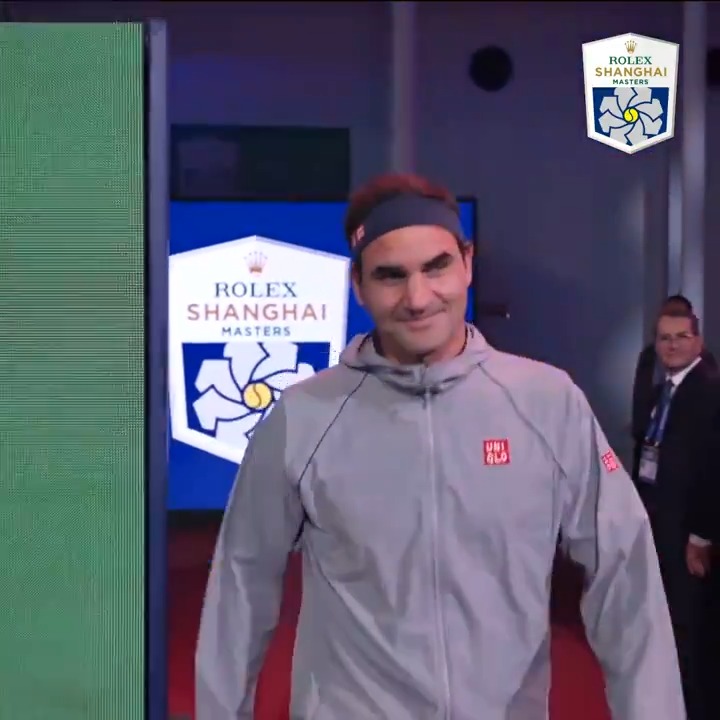 This is not a drill ๐ Federer is BACK on a tennis court to play an exhibition in Shanghai ๐ Roger Federer #RolexShanghaiMasters