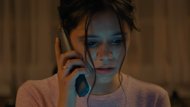Jenna Ortega getting her very own Ghostface cold open. The definition of a star. Scream (2022) is now on Netflix!