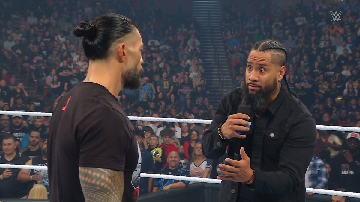 "NO YEET" Uce, you might want to hear him out 😬 Roman Reigns #SmackDown
