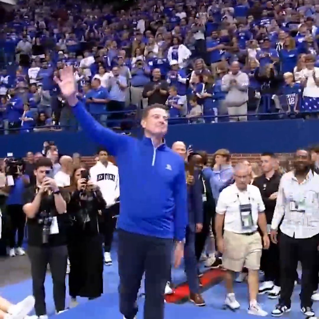 Rick Pitino back at Rupp 👀 Kentucky Men’s Basketball