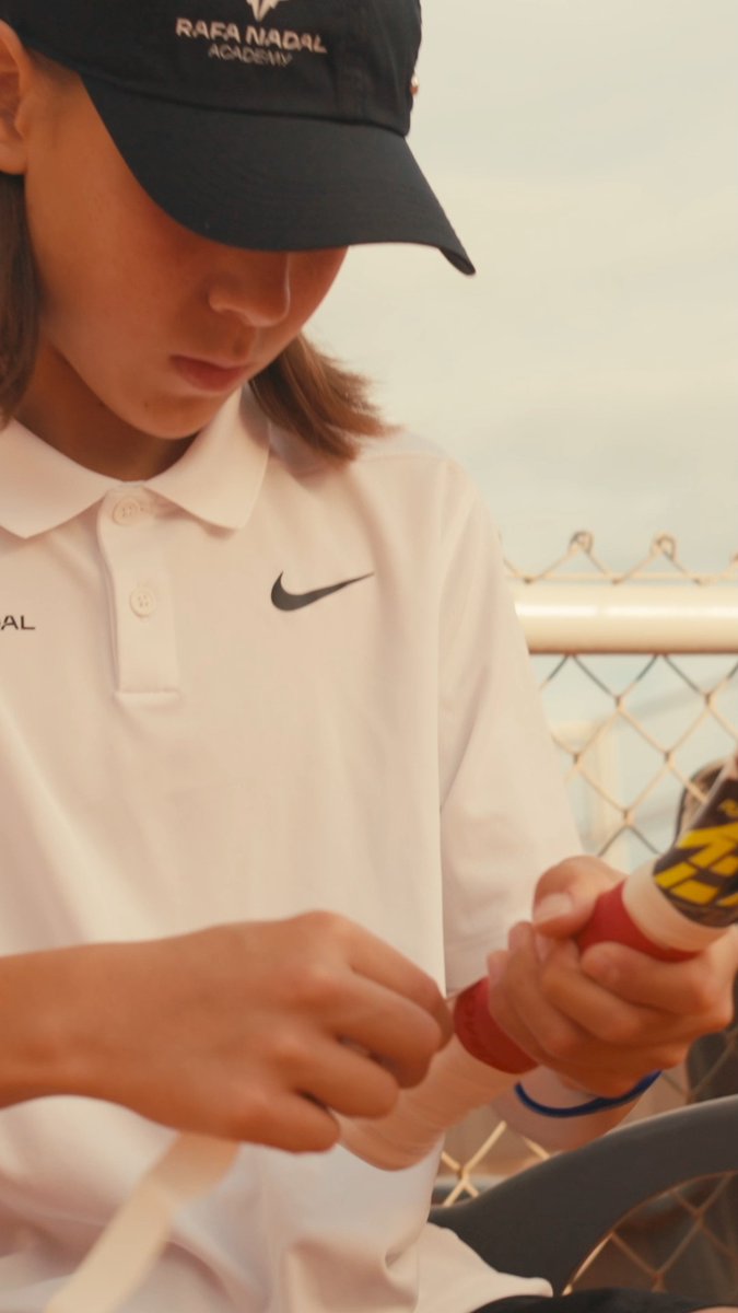 🥺 El 𝐞𝐦𝐨𝐭𝐢𝐯𝐨 𝐡𝐨𝐦𝐞𝐧𝐚𝐣𝐞 de la academia de Rafa Nadal tras anunciar su retirada que refleja el legado que deja ❤ "Gracias Rafa" 📽 Rafa Nadal Academy