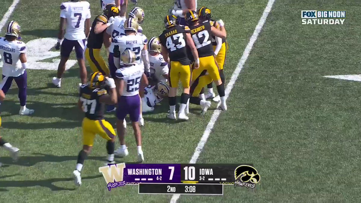 Kaden Wetjen is a lightning bolt for Iowa. Electric every time he touches the ball. Might be the Hawkeyes’ MVP so far today.