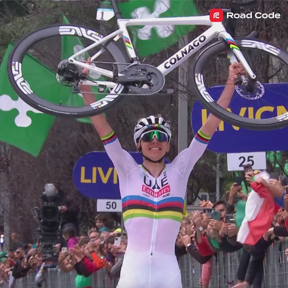 Pogi simply blew them away 🚀🏆 Tadej Pogačar won Il Lombardia for the fourth year in a row with a 48.4km solo attack, eventually winning by 3:16. Watch the highlights: ________ 🇮🇹 #ILombardia