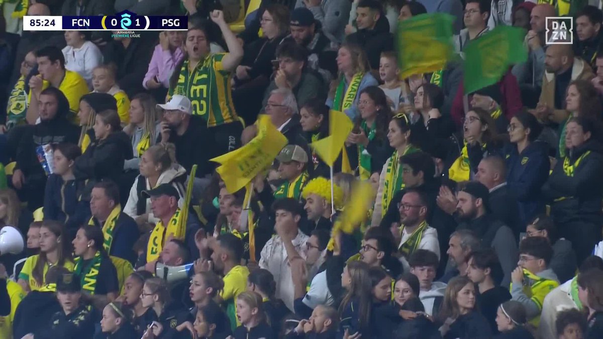 🤩 Félicitations, Nantes! 16.847 fans in the Stade de la Beaujoire. #ArkemaPL