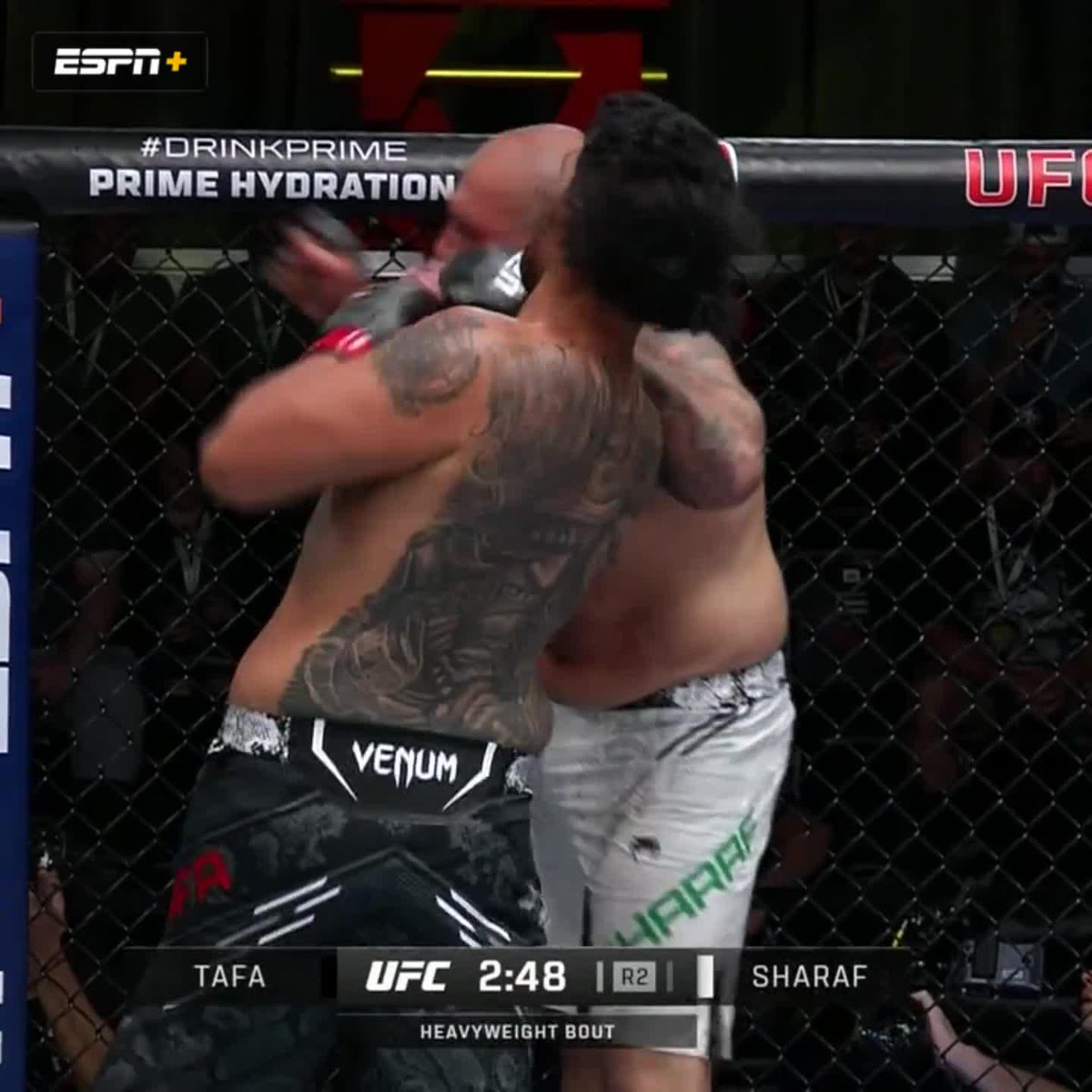 WHAT A COMEBACK WIN FOR JUNIOR TAFA 👏 #UFCVegas98