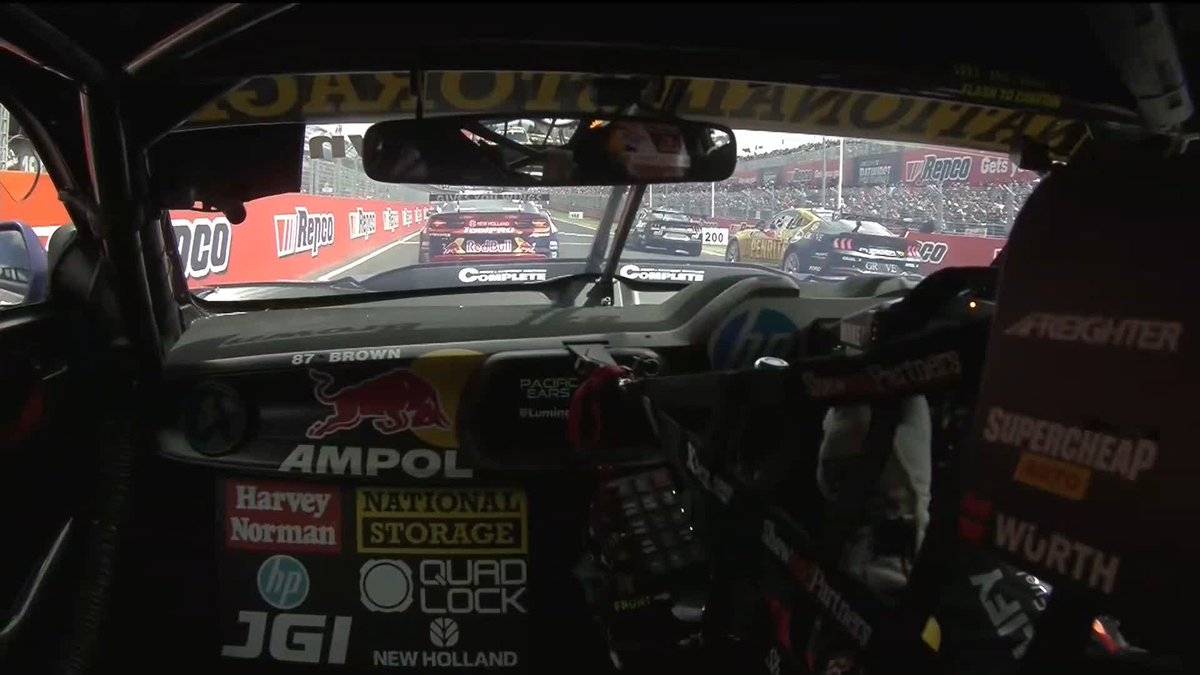 THE GREAT RACE HAS BEGUN! Follow all the action of the Repco Australia Bathurst 1000 on our Live Feed here 👉 #RepcoSC #Supercars #Bathurst1000