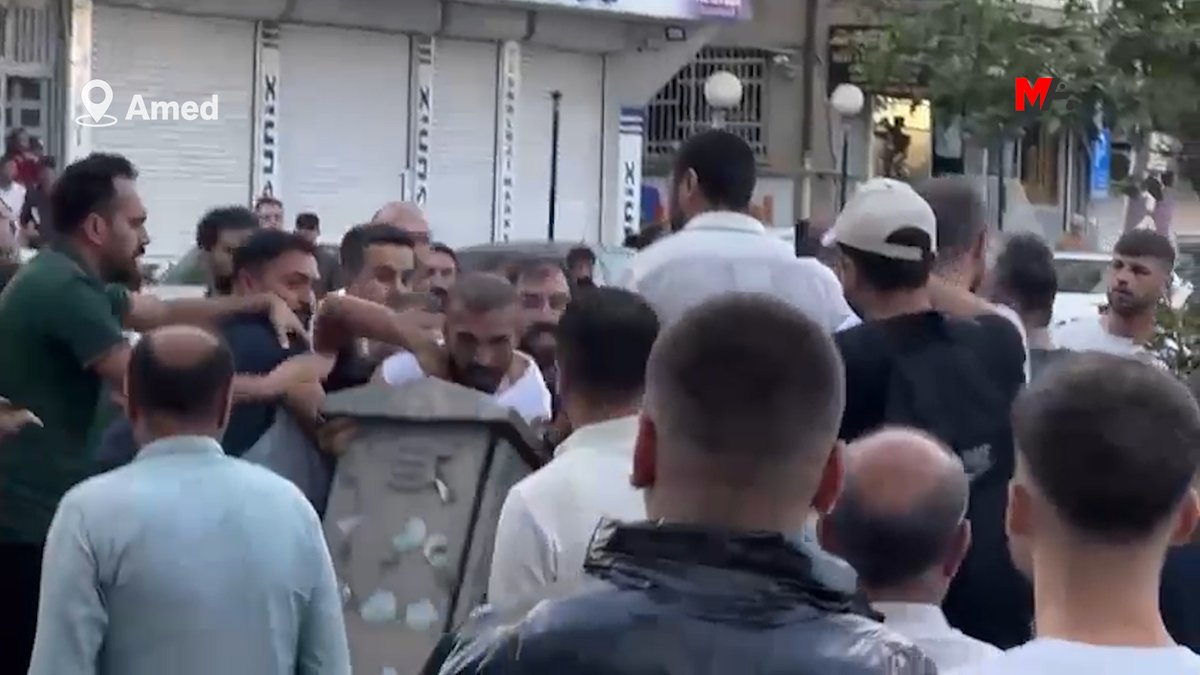 Amed'de "Özgürlük" mitingine katılan yurttaşlara polis saldırdı