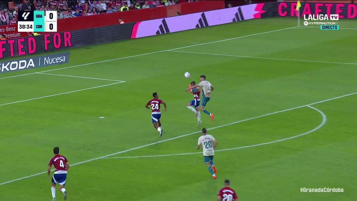 La acción que le costó la roja a Theo Zidane ante el Granada 🟥 #LALIGAHYPERMOTION