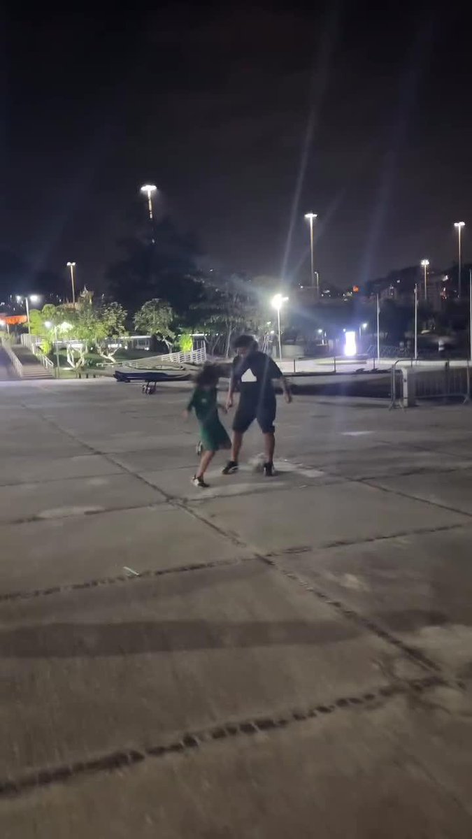 PARECE QUE APRENDIÓ ¡DEMASIADO BIEN! Liam Alves, hijo de Marcelo, le tiró un CAÑAZO a su papá. La calidad la lleva en la sangre 🤣🇧🇷...