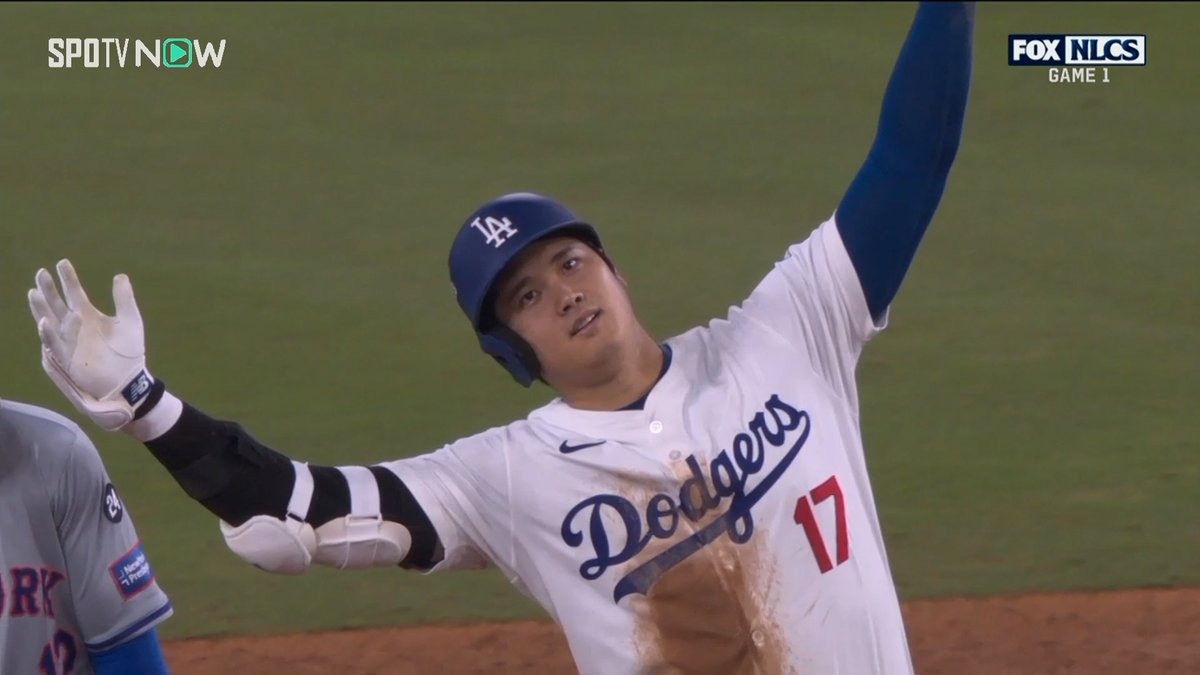 ／ ドジャース・大谷翔平🇯🇵 あと少しでHRという強烈な当たり！ ＼ ️MLB2024 リーグチャンピオンシップシリーズ第1戦⚾️ #メッツ🆚#ドジャース エドマンが好走塁！ フェンス直撃の2打席連続タイムリーヒット！ #NYMLAD #大谷翔平 #ポストシーズン全試合日本語ライブ配信! #SPOTVNOWプレキャン