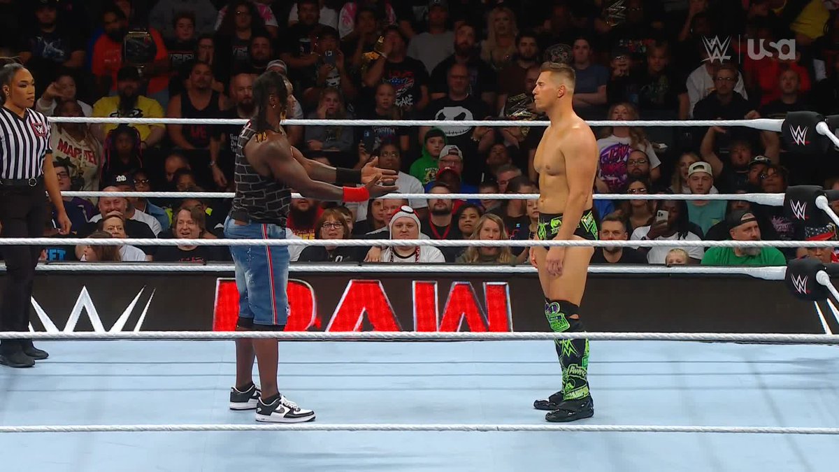 DID THAT JUST HAPPEN?!? #WWERaw