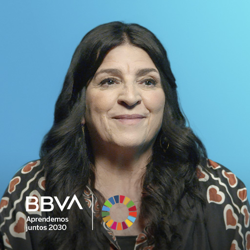 “El amor te hace más fuerte y enseña más que el sufrimiento”, Lita Cabellut, artista.