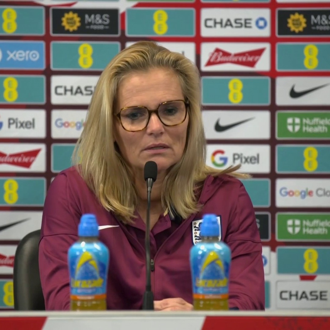 "Chloe built some credit with us; it's not just black and white" ⚽ Sarina Wiegman defends her decision to keep Chloe Kelly in the England team ⬇