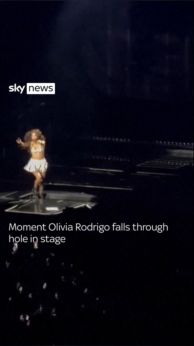 The actress and singer was performing in Australia when she accidentally fell into a hole on the stage, but managed to recover immediately and carry on.