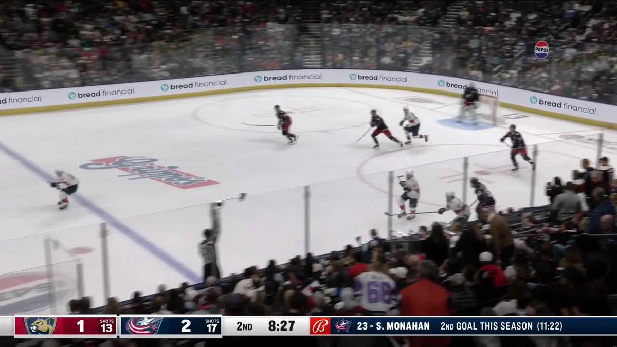 Sean Monahan signed with the Blue Jackets to play with his best friend Johnny Gaudreau Tonight he scored in his CBJ home debut and instantly pointed at Gaudreau’s banner