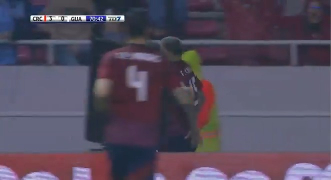 ¡Cierren el estadio! Gol de chilena de Francisco Calvo