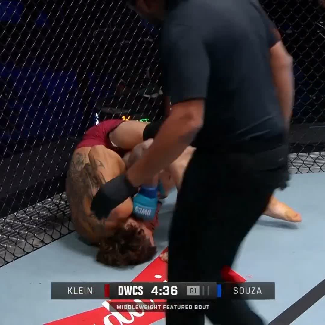 HE WASTED NO TIME 🤯 Nick Klein gets the submission victory just 36 seconds into round one! #DWCS