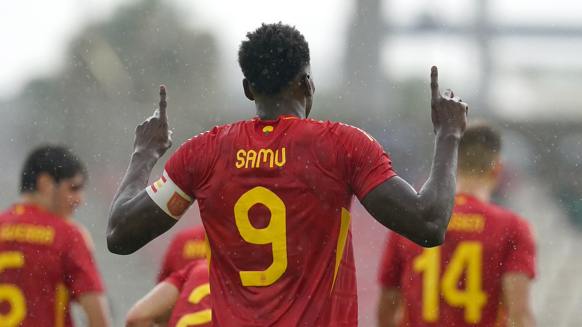♠♥♣♦ 𝗦𝗔𝗠𝗨: un póquer de capitán. ⚽ @samuaghehowa anota 𝟰 𝗚𝗢𝗟𝗘𝗦 en un partido por primera vez en su carrera. 🗣 ❝Estoy muy contento y agradecido❞ ℹ #U21EURO