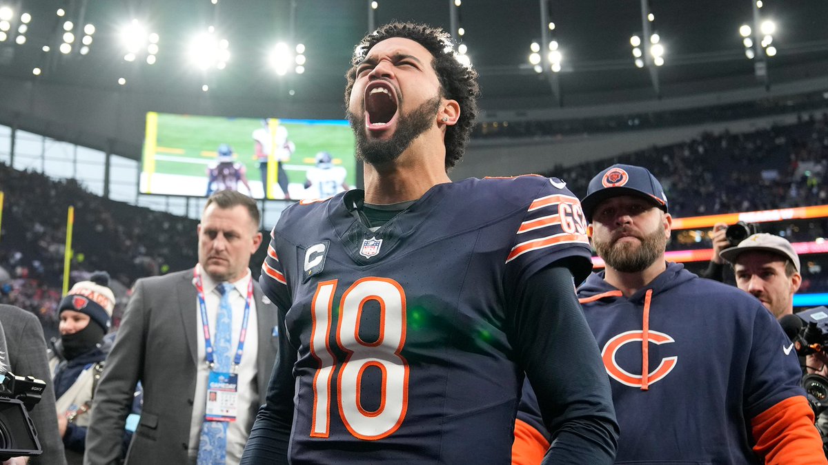 The future is looking bright ⭐️ Week 6 saw the most combined TD passes (12) in one week by rookie QBs in the Super Bowl Era!
