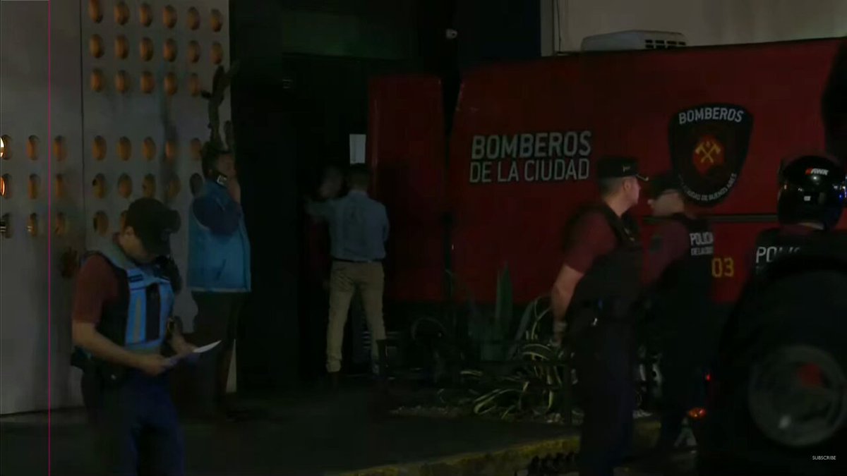 🔴AHORA EN VIVO: Retiraron el cuerpo de Liam Payne del hotel donde falleció, rodeado de aplausos de fanáticos.
