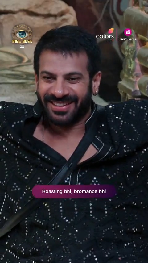 Two bros, one trophy - this is bahut hi na-insaafi! 😜 Dekhiye #BiggBoss18 @ColorsTV aur #JioCinema par. #BB18 #BiggBoss18onJioCinema #BiggBoss Salman Khan Karan Veer Mehra Vivian Dsena