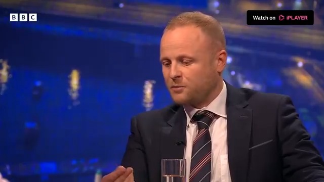 "What is wrong with people who have a background in loyalism playing a positive role in society?" Loyalist activist Jamie Bryson reacts to row over two DUP ministers meeting the LCC Jamie Bryson | #NolanLIVE | BBC iPlayer