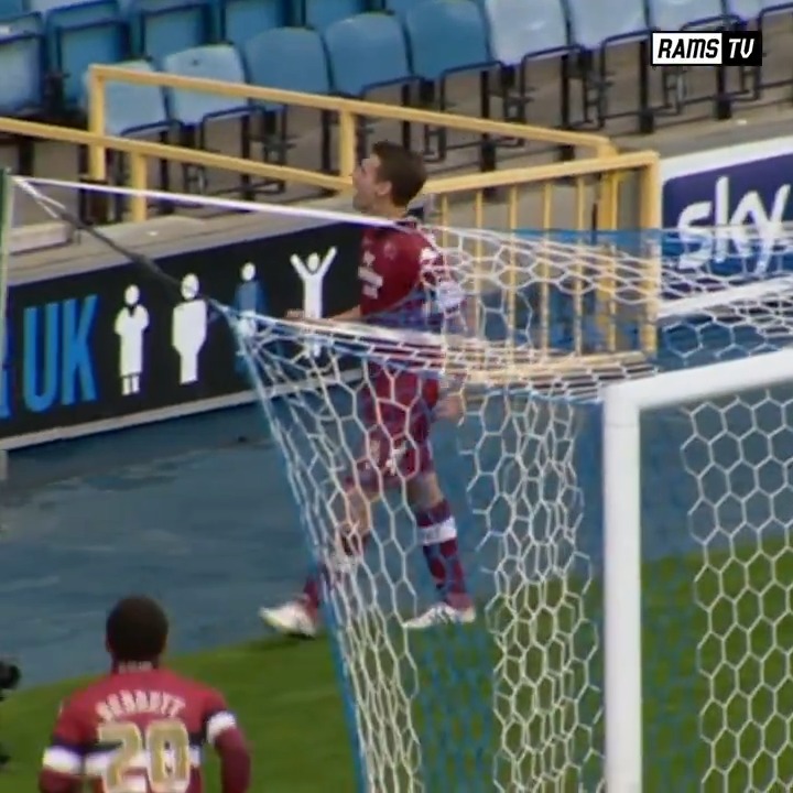 A sensational @CBryson44 hat-trick at The Den! 😍