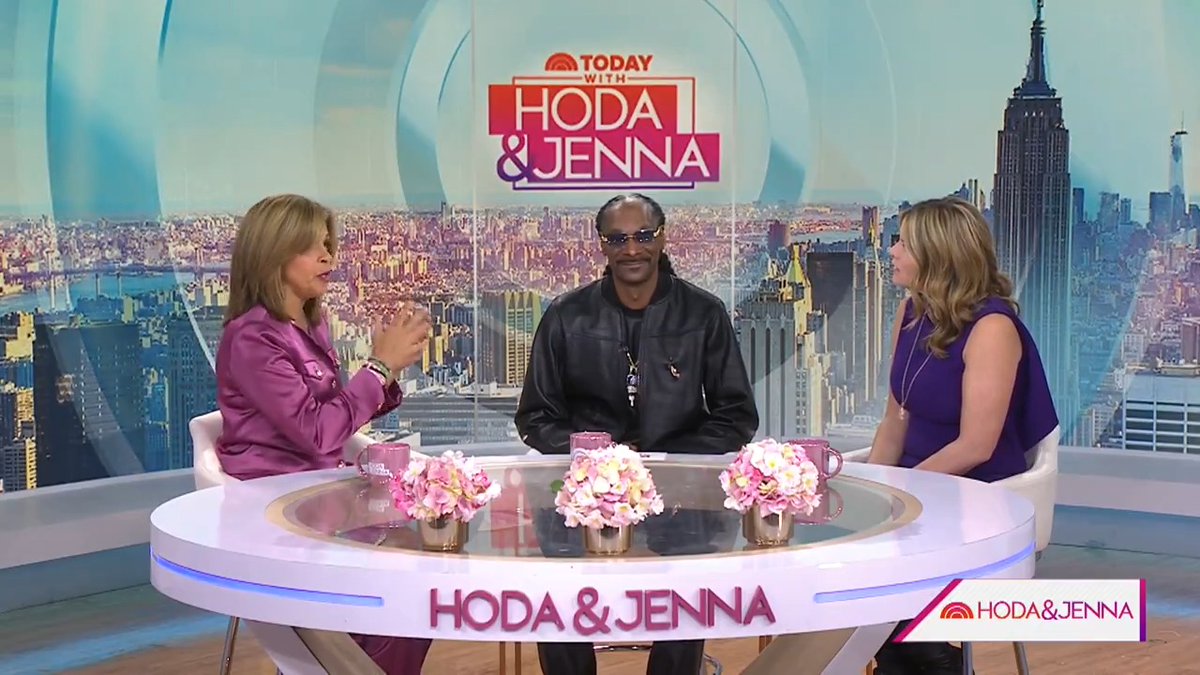 This morning, Snoop Dogg chatted with Hoda and Jenna about everything from advice he gives his kids to Moo Deng, his secret love for cats and more!