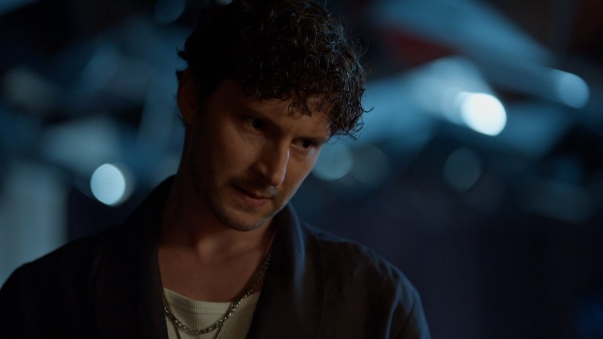 “Ne tür insanlar olduğunuzu biliyorum!” #İnciTaneleri @kanald @bkmonline