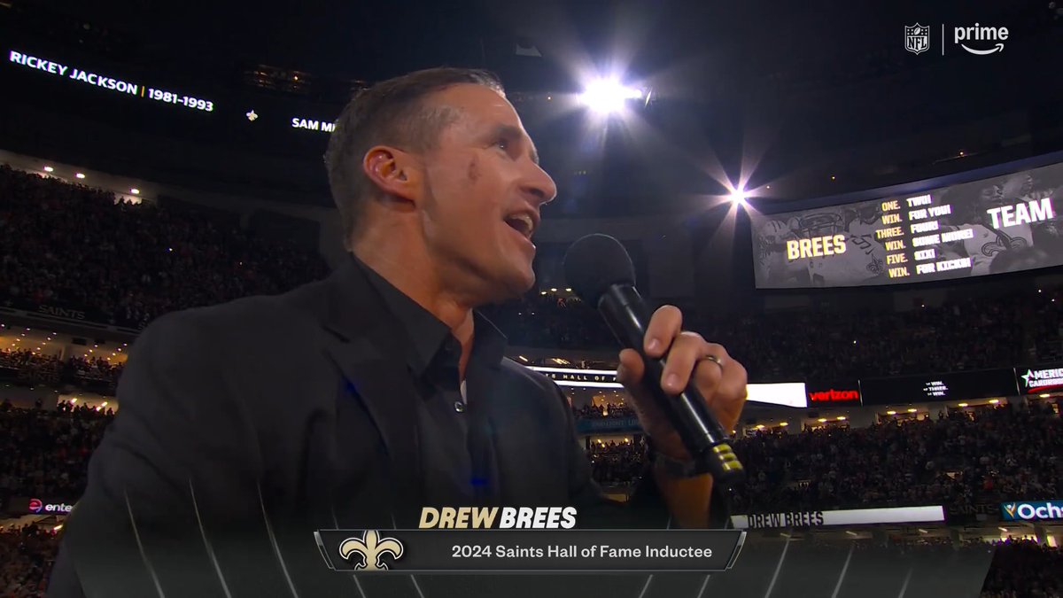 Only Drew Brees could lead the Caesars Superdome to the legendary 2009 chant 🗣️