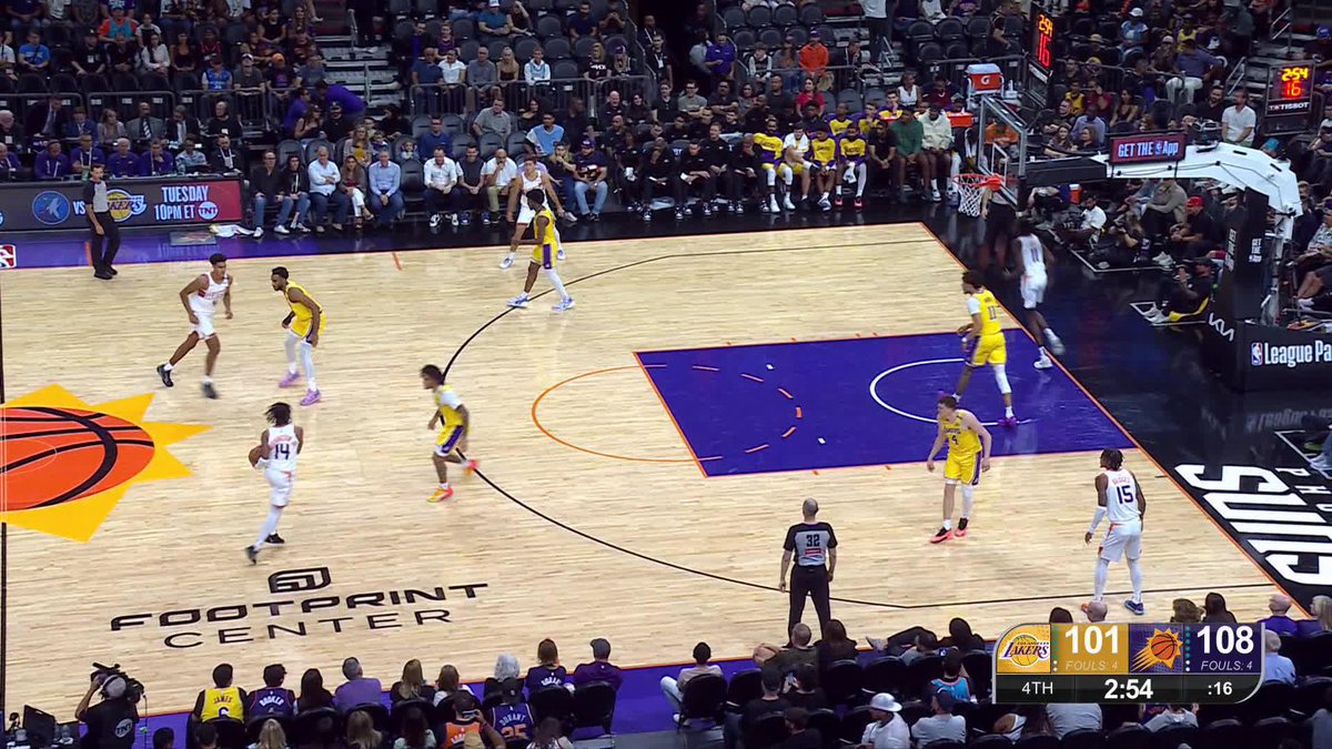 TyTy Washington Jr. gets his floater game going 💧