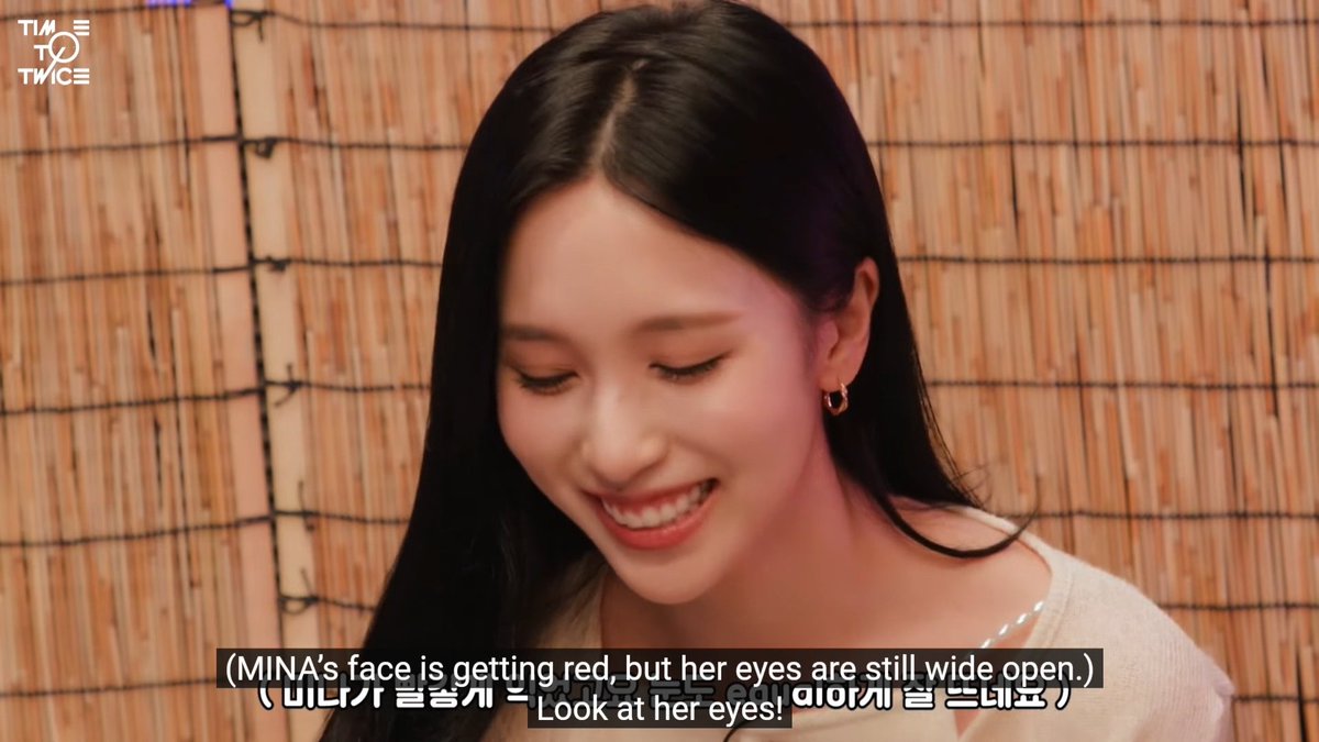 Mina getting tipsy after just one highball drink and her face is all red 😭😭