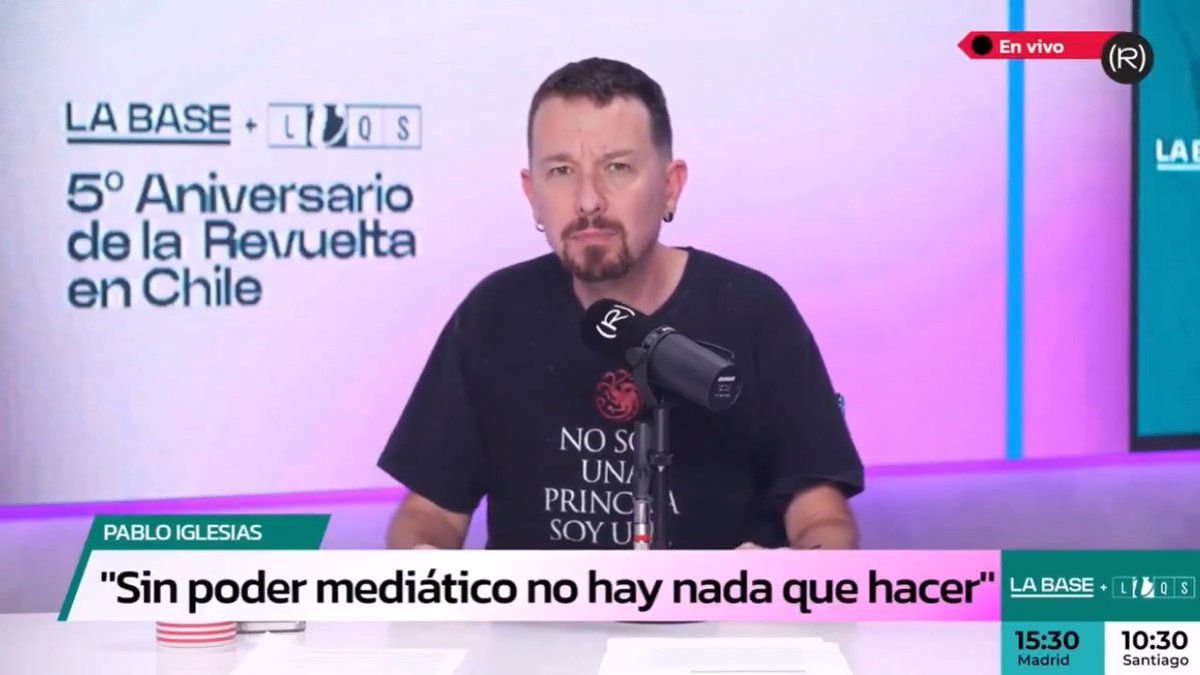 🇨🇱 "Si vivimos en sociedades mediatizadas es evidente que el terreno mediático es un terreno de conquista democrática. No hay que tener miedo a decir que en Chile no hay democracia si manda un duopolio mediático" Pablo Iglesias 📺