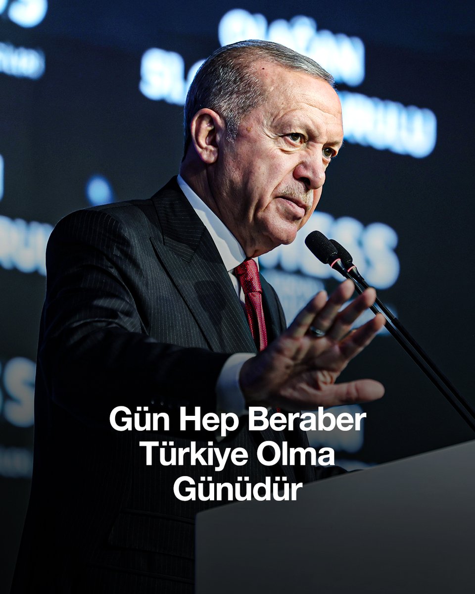 Cumhurbaşkanımız Recep Tayyip Erdoğan: “Gün bir olma, birlik olma, hep beraber Türkiye olma günüdür; ezelî ve ebedî kardeşliğimizi güçlendirme günüdür. Tüm siyasi partilerin, sendikalarımızın, sivil toplum kuruluşlarımızın kardeşlik seferberliğimize samimi destek vermesini bekliyoruz.”