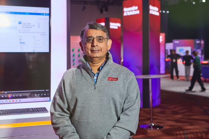 Introducing Lenovo New Talk, a unique technology designed to provide greater flexibility for customized AI agents to access more data and provide answers to complex human queries quickly. Learn more here: | @LenovoDC #LenovoTechWorld