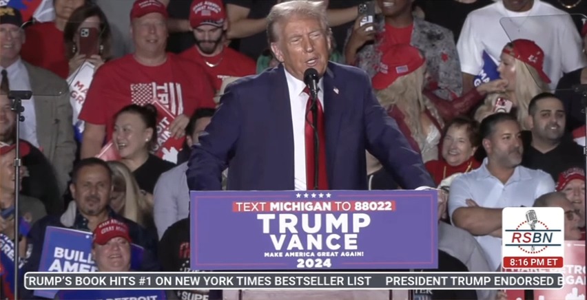 A grumpy and exhausted Trump after his microphone malfunctions: “Now what happens is I won't pay the bill for this stupid company that rented us this crap. I won't pay the bill”