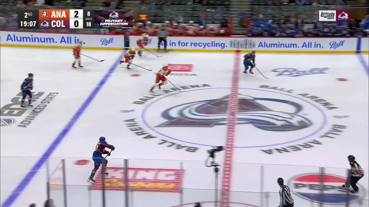 Casey Mittlestadt with the marvelous mitts 🧤 Four goals in five games 🔥