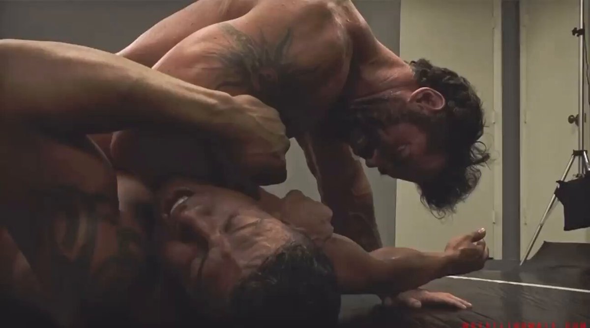 Lets fuckin go bro till i knock u out, muscle on muscle #selfie #bicep #dude #jock #college #pumped #big #horny #worship #licking #alpha #wretsling #choke #flexing