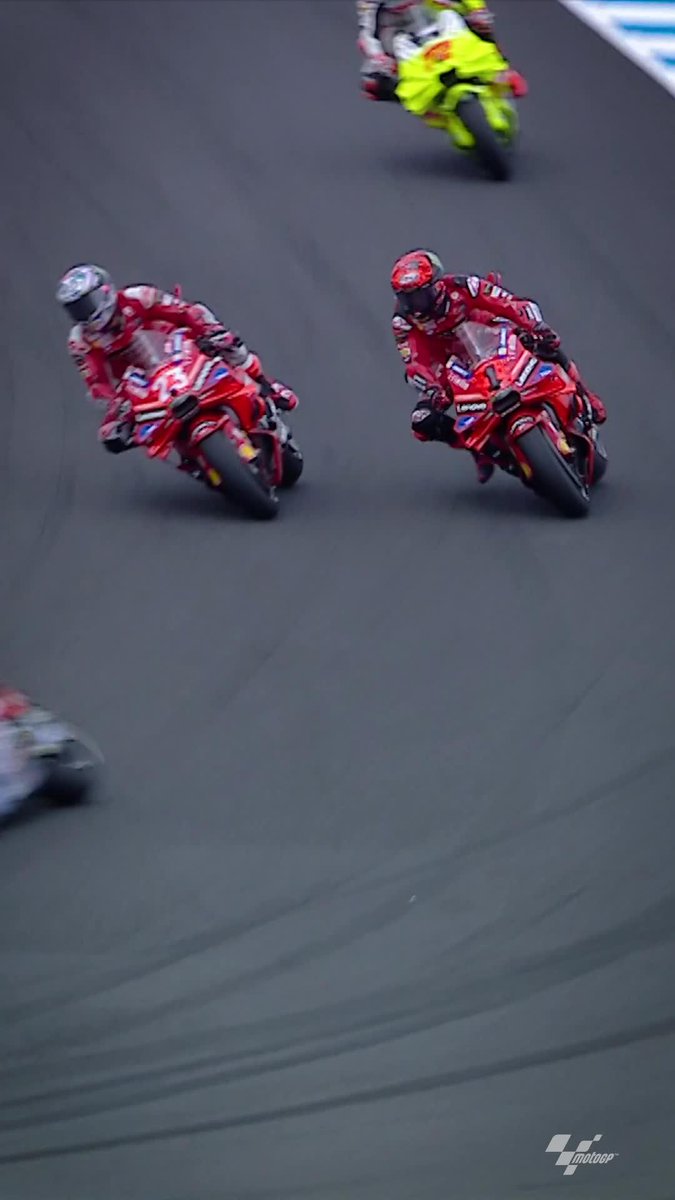 It all began to unravel on lap eight for the champ! First Marc Márquez and then Enea Bastianini came barrelling by 🚀 #AustralianGP 🇦🇺