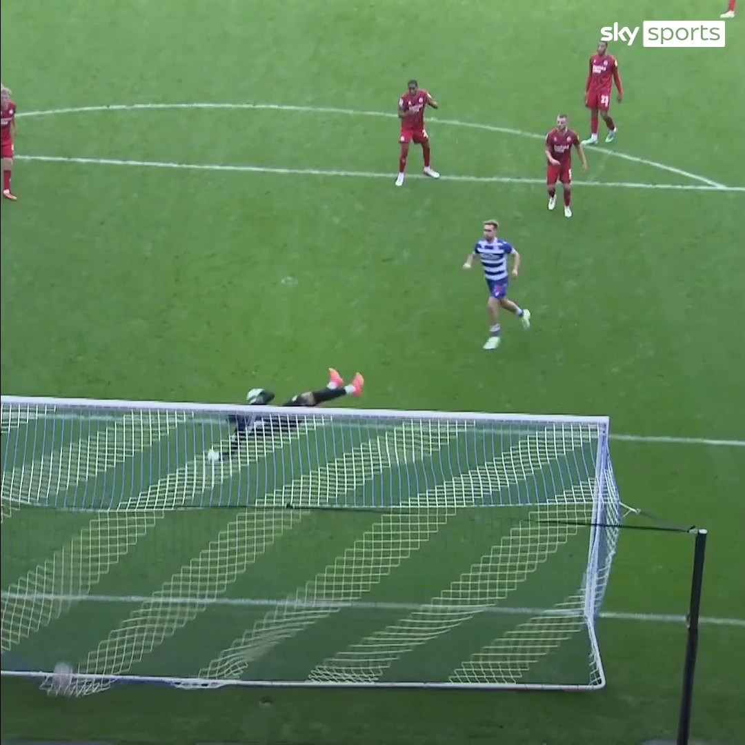"Just had a text message from my big Reading supporter friend." "...WORLDIE." Watch Lewis Wing's superb strike against Crawley and Soccer Saturday's reaction to the goal 👀🔥