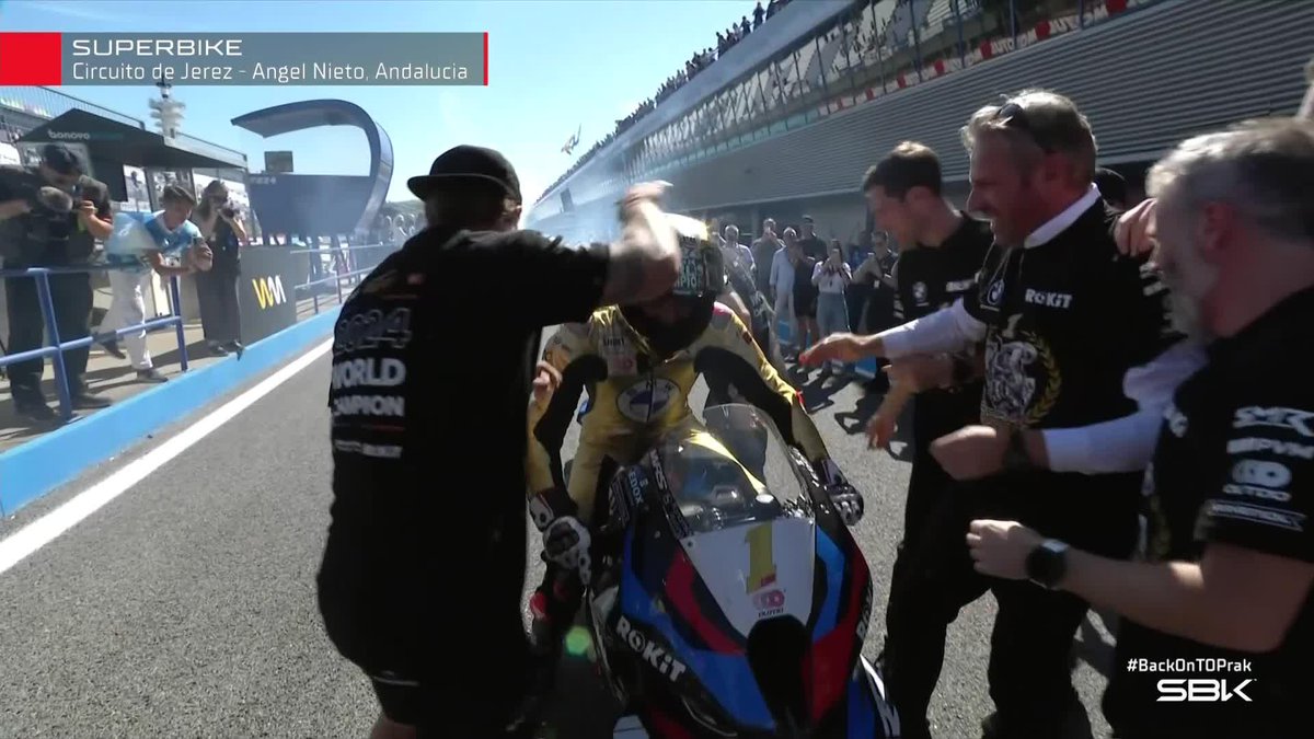 Celebration time🔥🎉 @toprak_tr54 is your 2024 #WorldSBK WORLD CHAMPION🏆 #BackOnTOPrak🏆#SpanishWorldSBK 🇪🇸