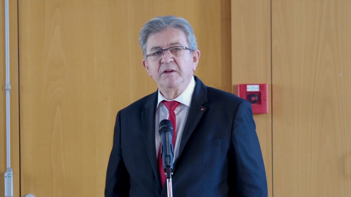 La France a signé l’accord Artémis. Il permet l’appropriation de ressources spatiales et l’installation de « zones de sécurité ». Quand en avez-vous entendu parlé ? Le peuple français n'a jamais voté pour la militarisation de l'espace.