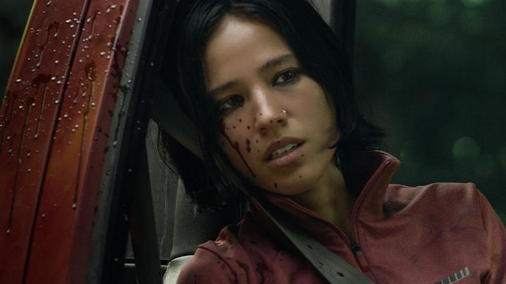 New teaser for ‘DON’T MOVE’ • Follows a woman who must escape a serial killer with 20 minutes until her body completely shuts down • Produced by Sam Raimi, directed by Adam Schindler & Brian Netto • Releasing October 25 on Netflix