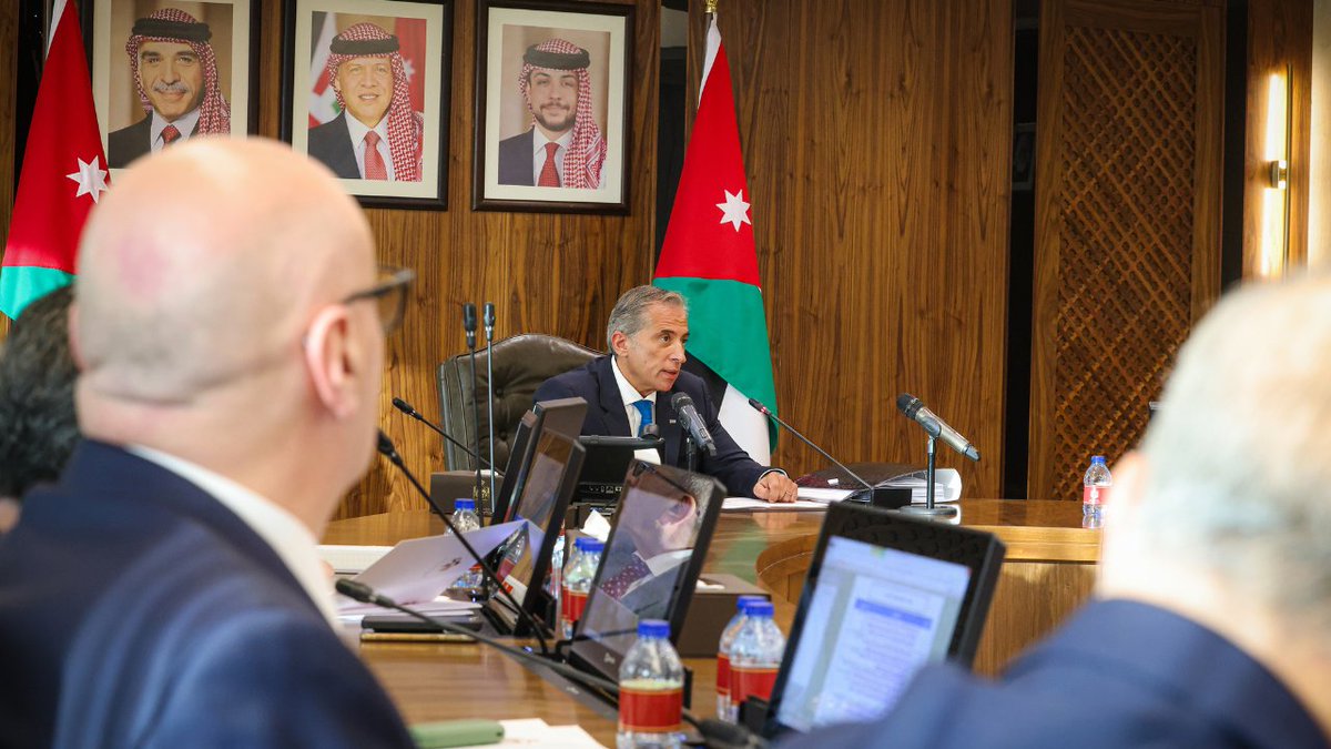 رئيس الوزراء الدكتور جعفر حسان: "التعبير عن الدعم والتضامن مع أهلنا وإخواننا في فلسطين موقف كل الأردنيين كافة بدون استثناء، لكن التحريض الذي يعرّض أمن الوطن وسلامة المواطن للخطر موضوع مختلف تماماً، ولن نقبل ذلك بأي شكل من الأشكال ومن أي جهة كانت." جاء ذلك خلال ترؤسه جلسة مجلس الوزراء التي عقدها اليوم السبت في رئاسة الوزراء.