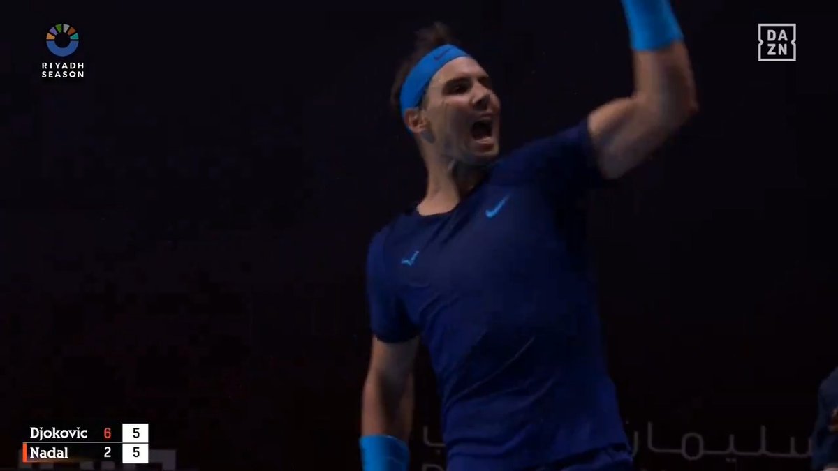 NO WAY RAFA ๐คฏ Rafa Nadal doing what he does best with a RIDICULOUS forehand ๐ #SixKingsSlam