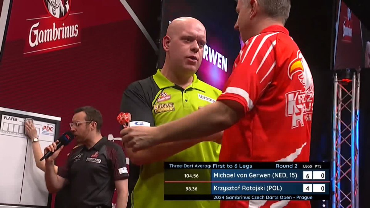 STUNNING FROM MVG! 🟢 Michael van Gerwen shows his brilliance on stage in Prague, as he beats Krzysztof Ratajski 6-4, averaging 104.56! 📺 | #ET13