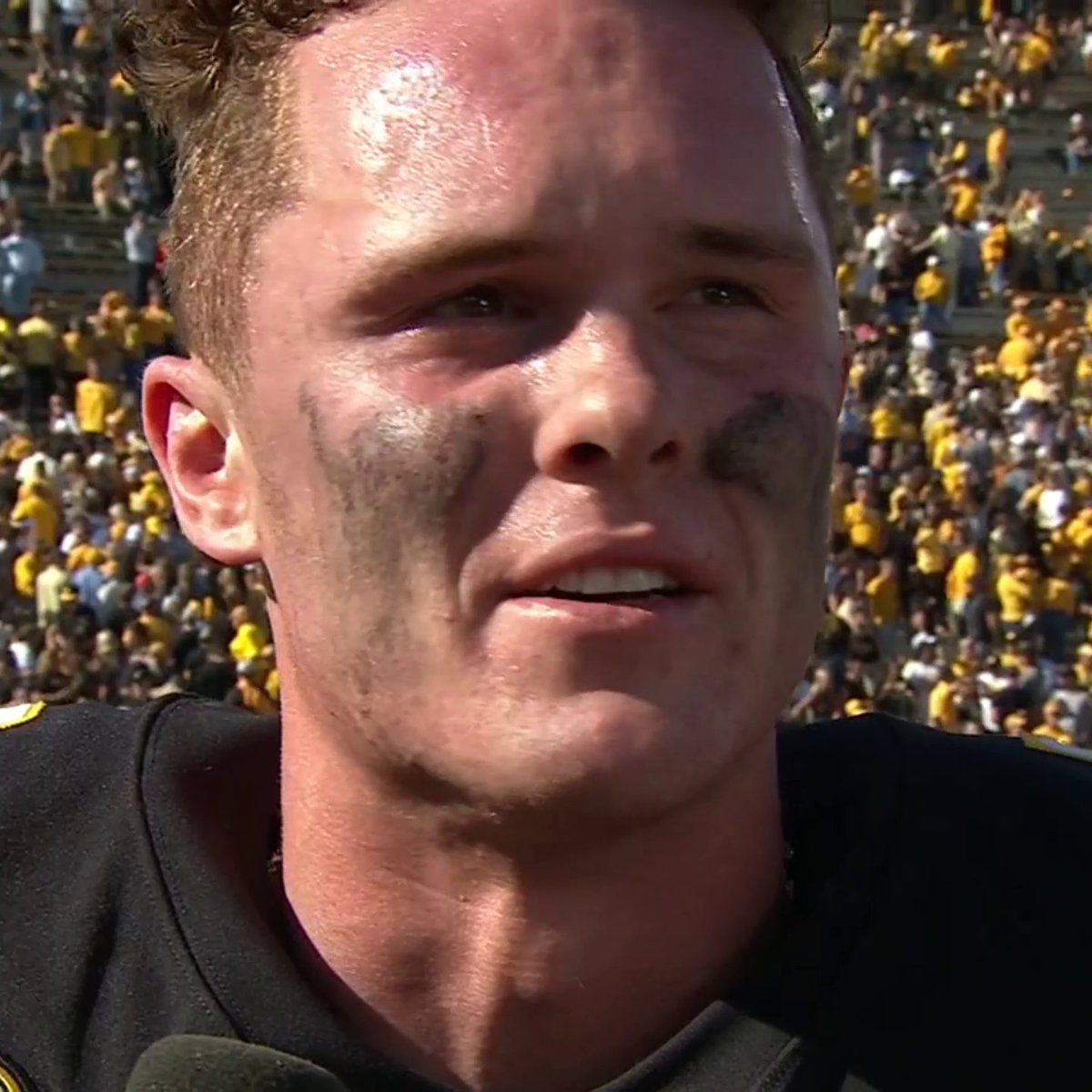 "Mizzou means so much to me." 🥹 An emotional Brady Cook after Mizzou Football's win against Auburn.
