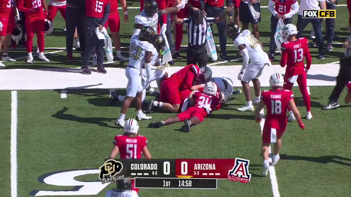 FAILED ONSIDE KICK TO START THE GAME 😭 Colorado ended up scoring on the opening drive (via FOX College Football)