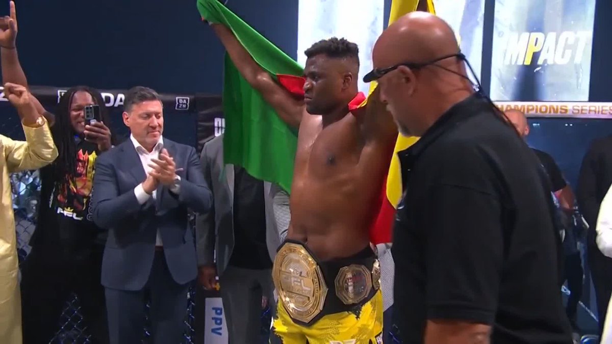 The King without a Crown once again GETS GOLD! #PFLSuperFights | #BraceForImpact