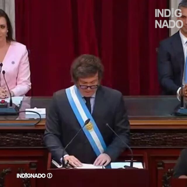 BOMBAZO!! el presidente Milei eliminara la financiación pública a partidos políticos. Cada partido político debera financiarse con las contribuciones voluntarias de donantes o afiliados políticos. RT y deja tu “Si” Si Apoyas este DURO GOLPE a la casta política corrupta.